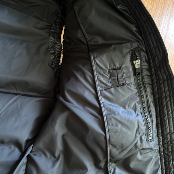 Nike Down Vest Size Small - Picture 4 of 4